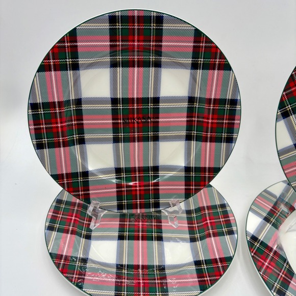 Mikasa Christmas White Tartan Plaid Dinner and Salad Plate Set Holiday Tableware - Picture 2 of 9